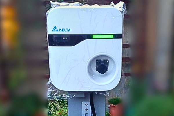【埼玉県春日部市】O様邸にデルタ電子 Q-VECを設置しました！
